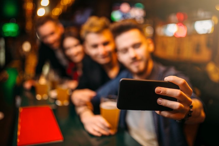 Antarmuka bobaslot77 iOS Web di Safari dengan live-dealer tables